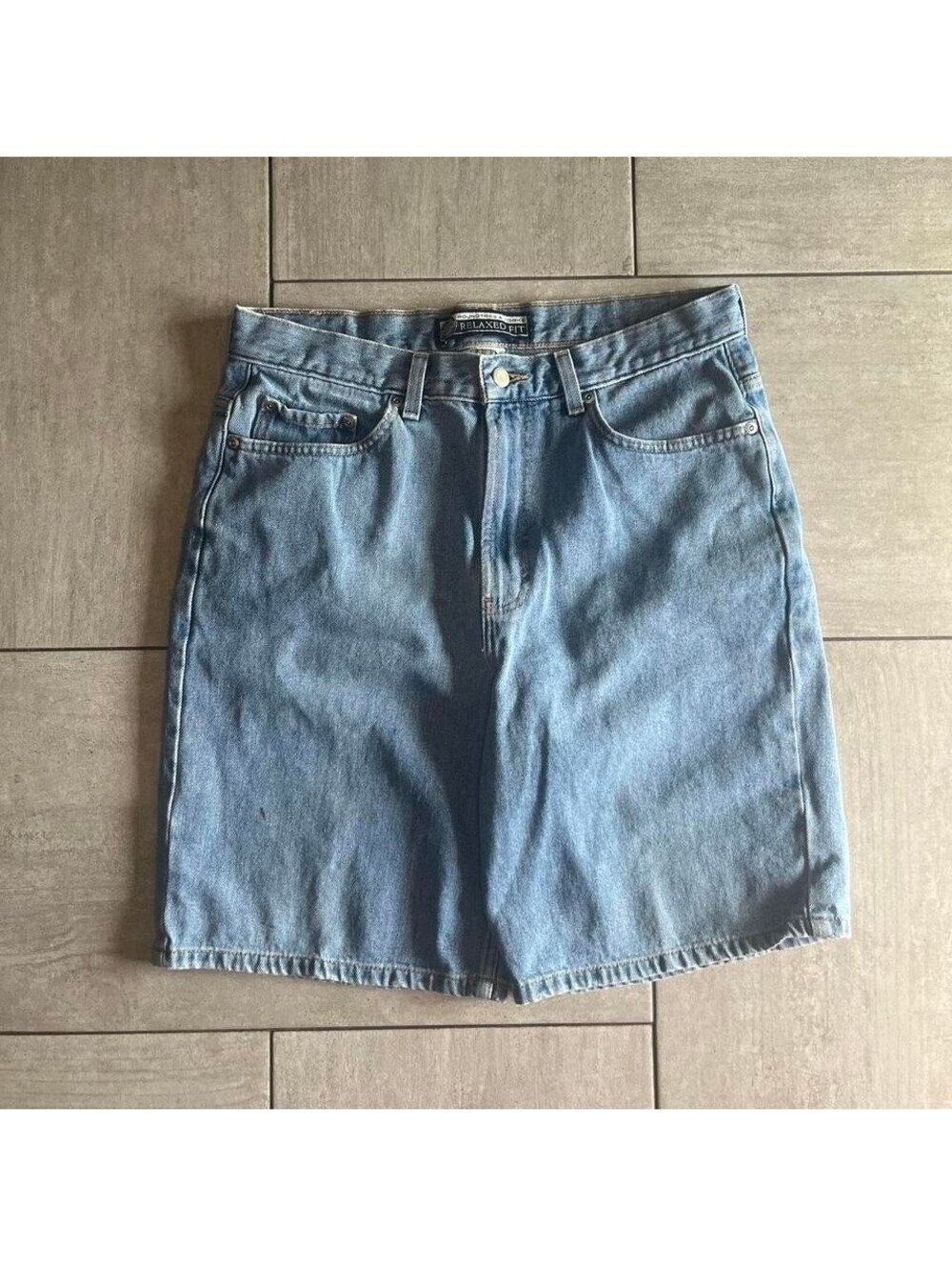 Roundtree and Yorke Relaxed Fit Denim Shorts Blue Size 33